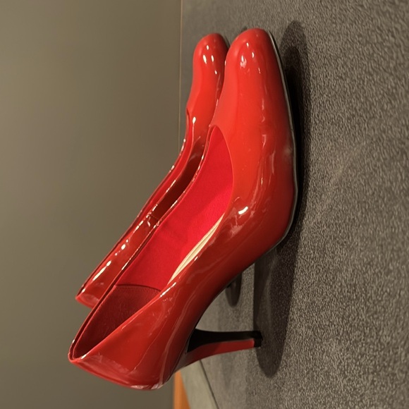 Comfort plus by Predictions, Size 10w, Red heels, Worn one time, like new. - Picture 2 of 5